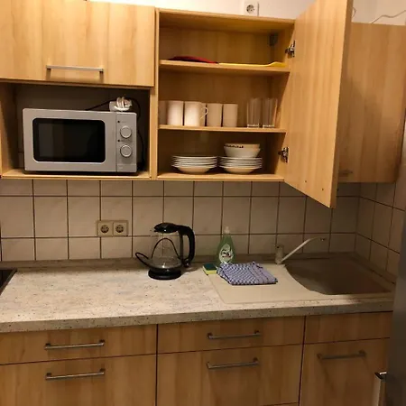 Appartamento Dkn - Ihr Zuhause Auf Zeit In Naehe Leuna, Schkopau - Voll Ausgestattet *