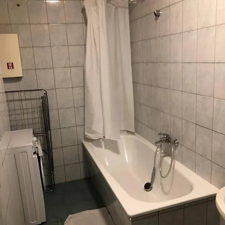 Appartement Dkn - Ihr Zuhause Auf Zeit In Naehe Leuna, Schkopau - Voll Ausgestattet