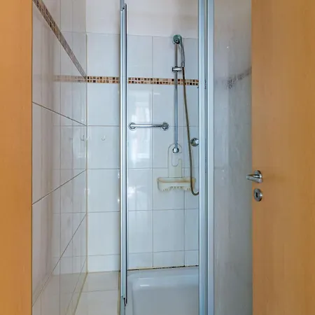 Appartement Dkn - Ihr Zuhause Auf Zeit In Naehe Leuna, Schkopau - Voll Ausgestattet