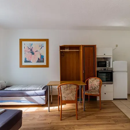 Dkn - Ihr Zuhause Auf Zeit In Naehe Leuna, Schkopau - Voll Ausgestattet * Merseburg