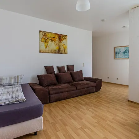 Dkn - Ihr Zuhause Auf Zeit In Naehe Leuna, Schkopau - Voll Ausgestattet