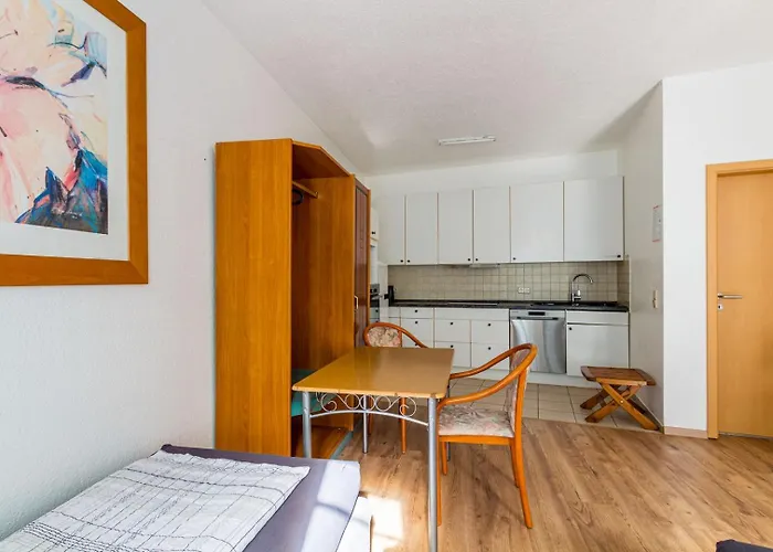 Dkn - Ihr Zuhause Auf Zeit In Naehe Leuna, Schkopau - Voll Ausgestattet *